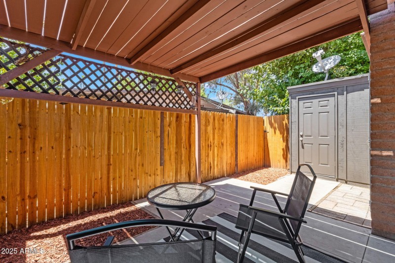 29-web-or-mls-3036-n-32nd-st-314
