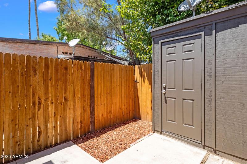 31-web-or-mls-3036-n-32nd-st-314