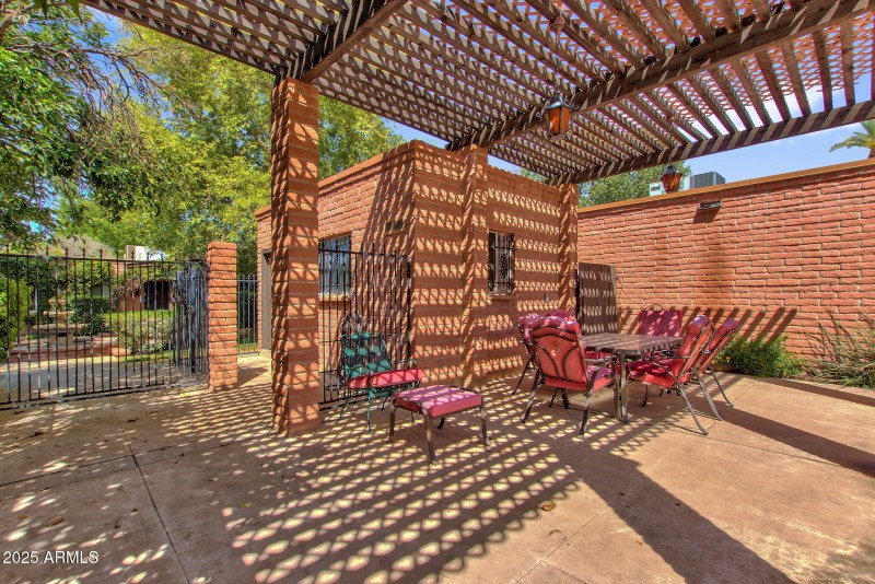 42-web-or-mls-3036-n-32nd-st-314