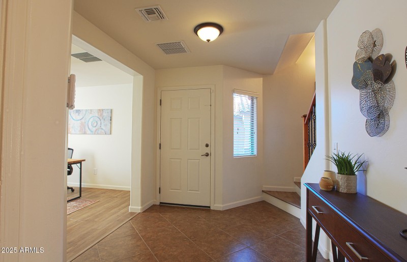 Foyer-2