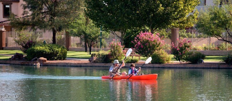 kiaking on lake