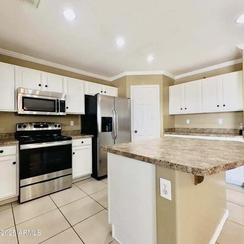 Kitchen 4