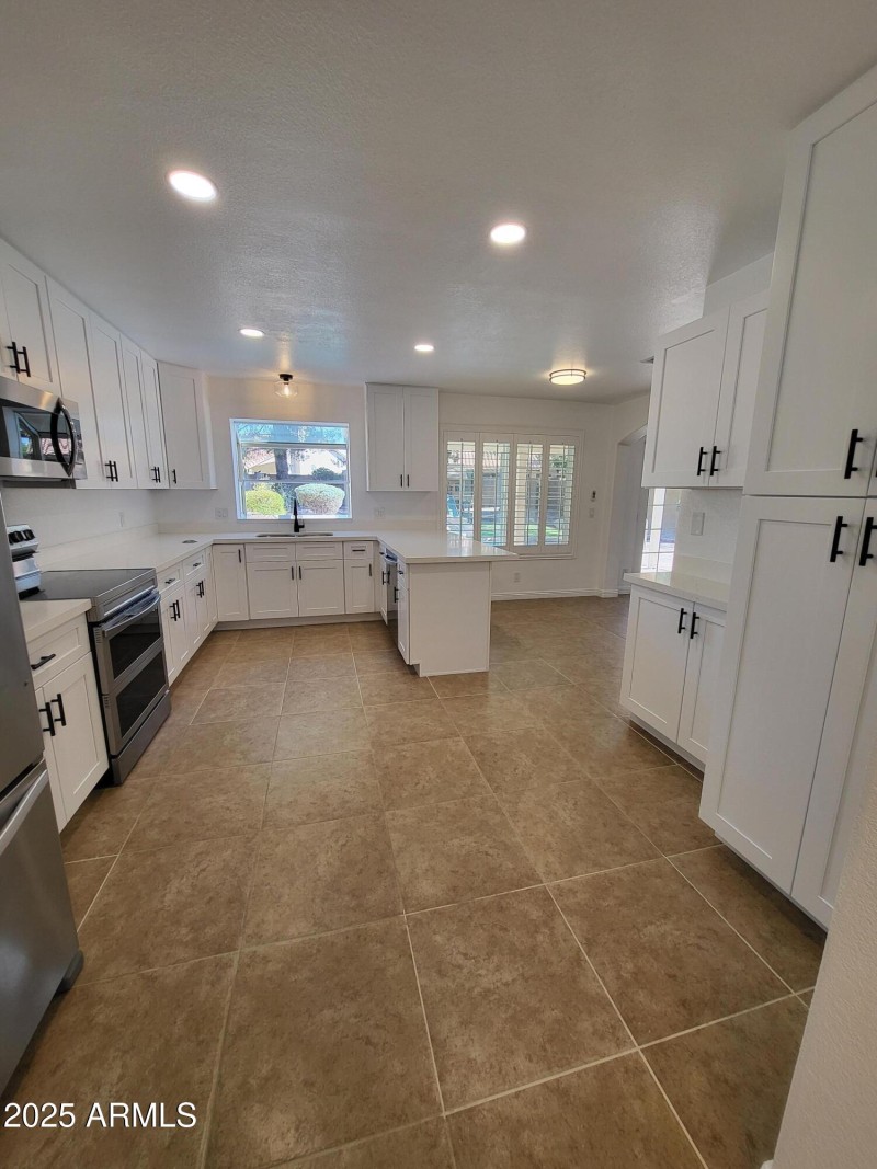 KITCHEN CABINETS GALORE