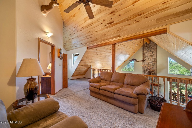 UPSTAIRS LOFT