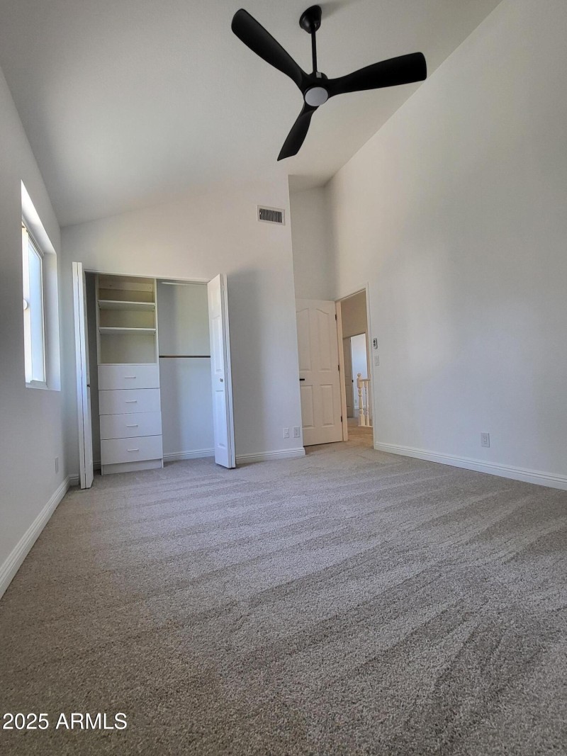 3RD BR /CLOSET WITH BUILTIN