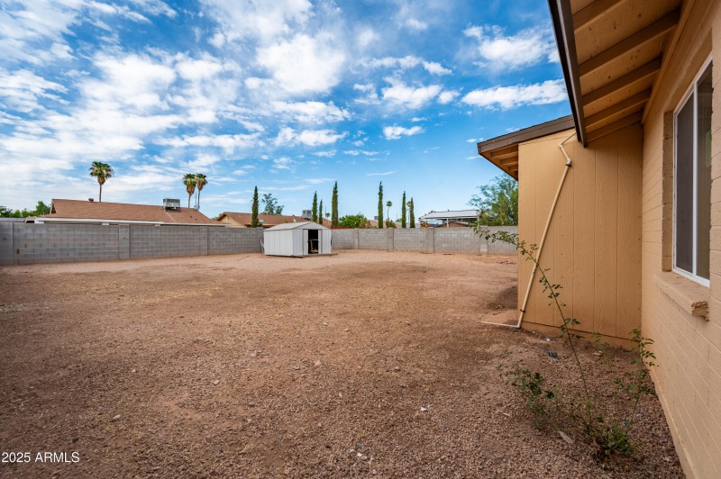 2946 W Villa Maria Dr Phoenix AZ 85053-5
