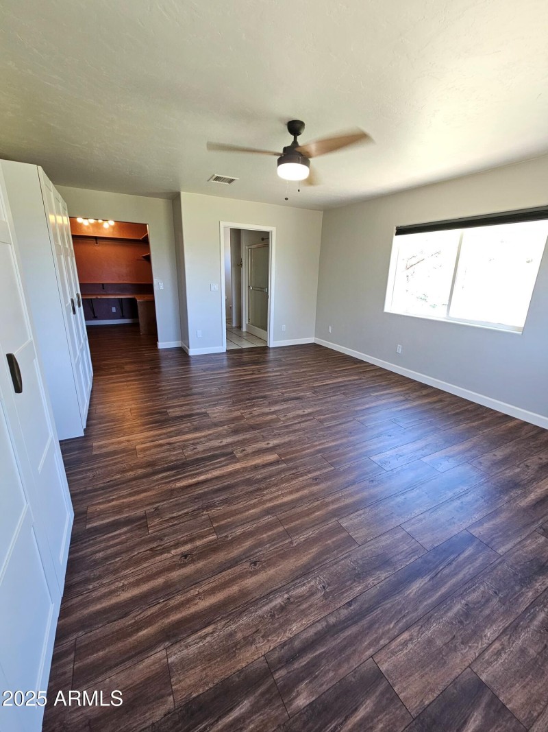 primary from corner