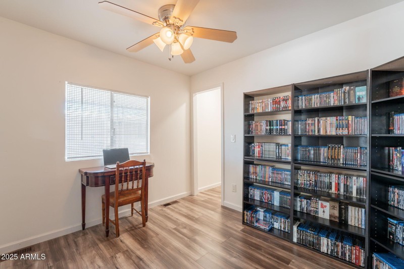 17-web-or-mls-Broadway-17