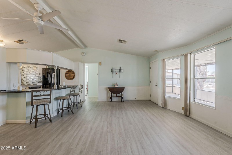 12-web-or-mls-Meridian-12