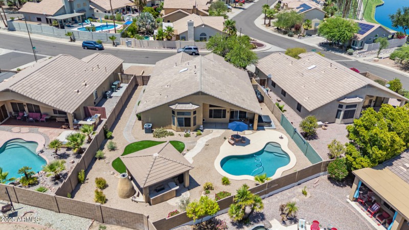 52 - Santa Alberta Drone