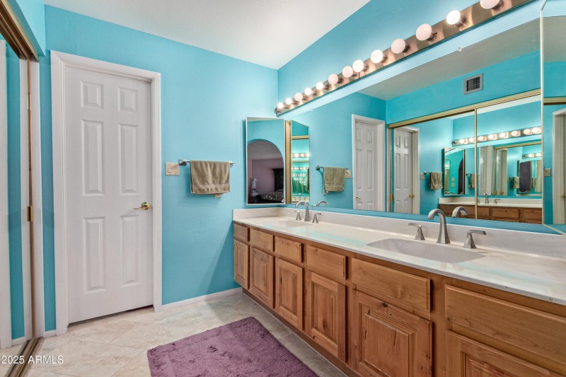 dual vanities master bath