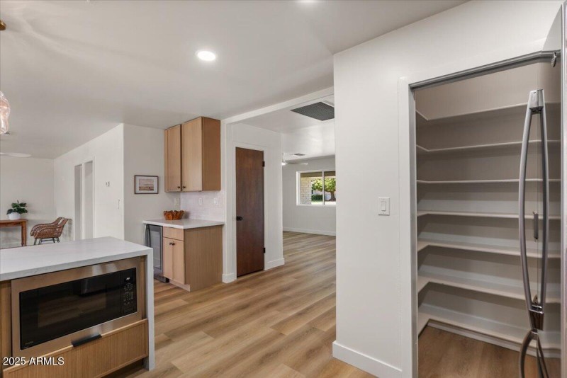 08-Kitchen