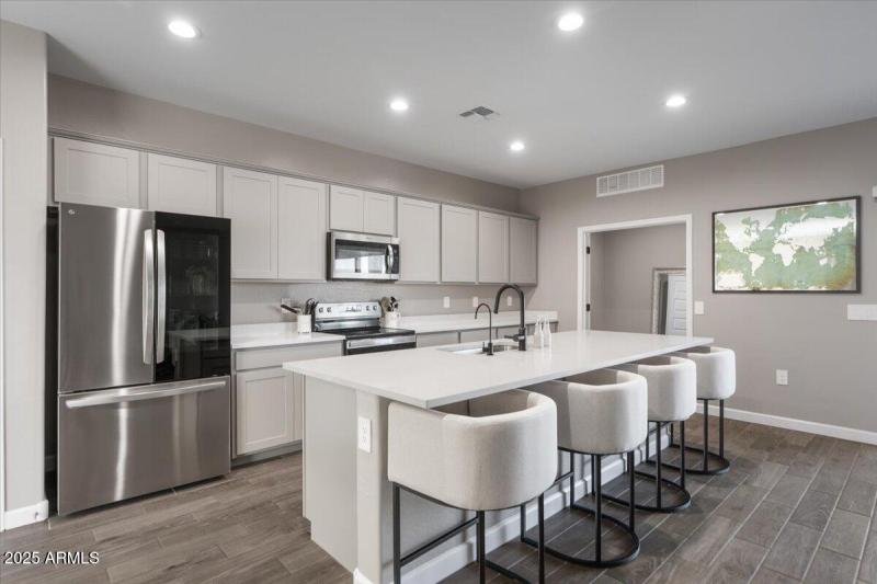 12-Kitchen