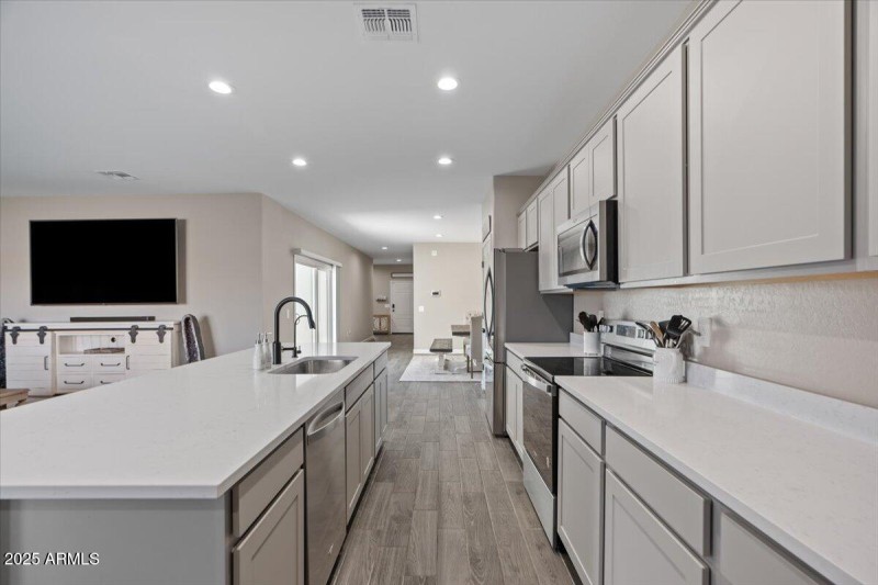 15-Kitchen