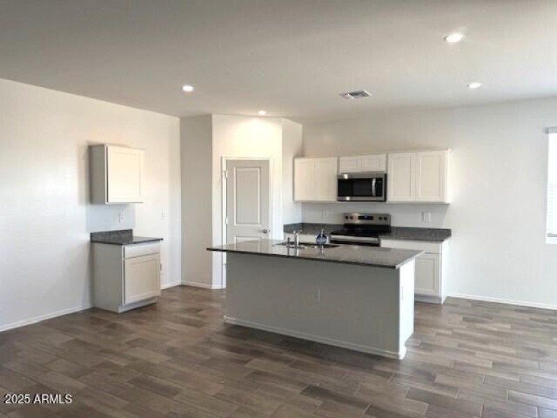 Baxter Kitchen 3