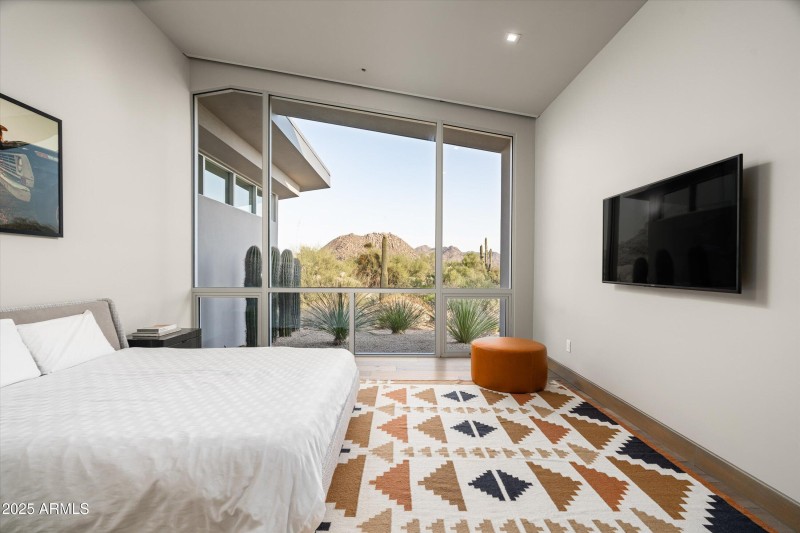 Guest Suite 2