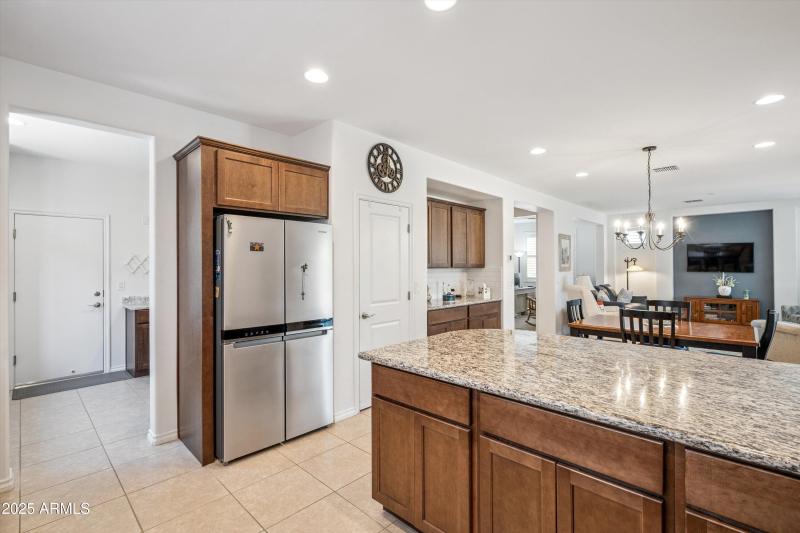 17-Kitchen