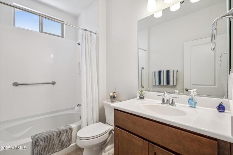 26-Bathroom