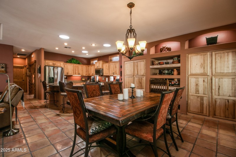 Dining Looking to Kitchen