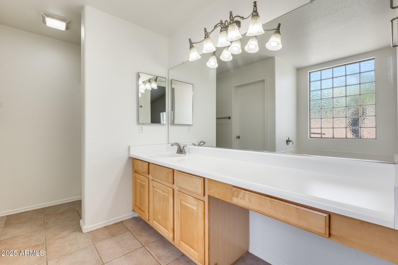 Master Bath w/ tons of Counter Space