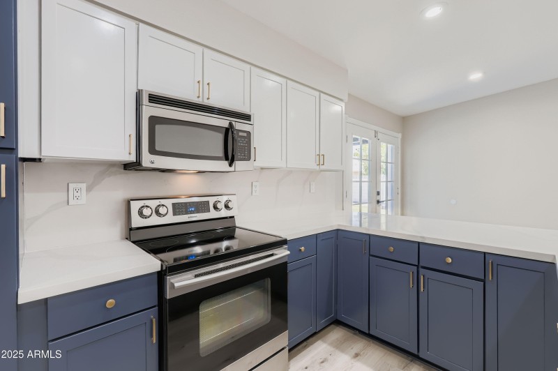 1221 E Broadmor Dr - MLS Sized - 013 - 1