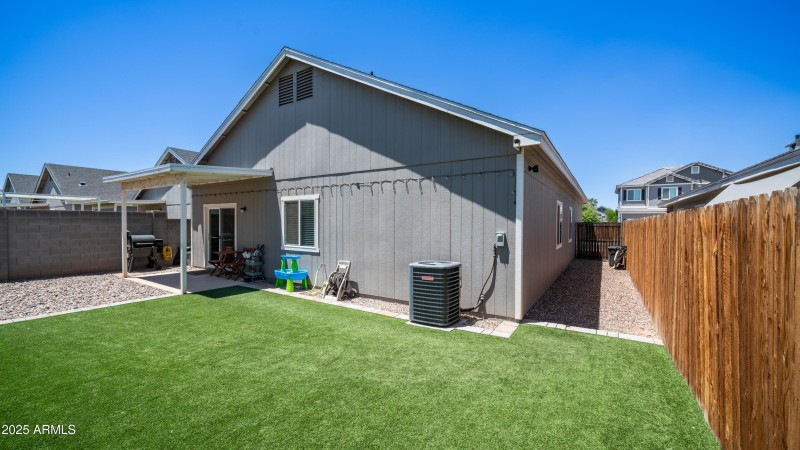 4931 S 11th Pl Exterior Photos-6