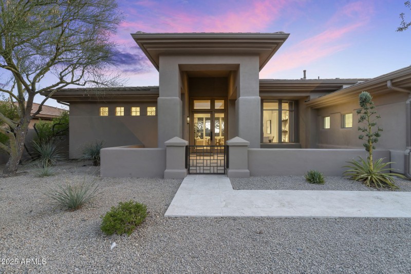 Front Entry/Courtyard