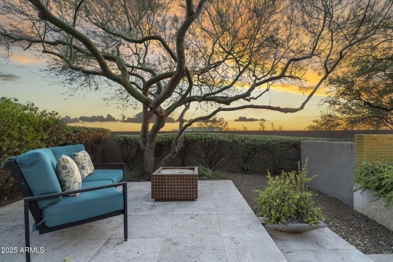 Raised Sitting Area