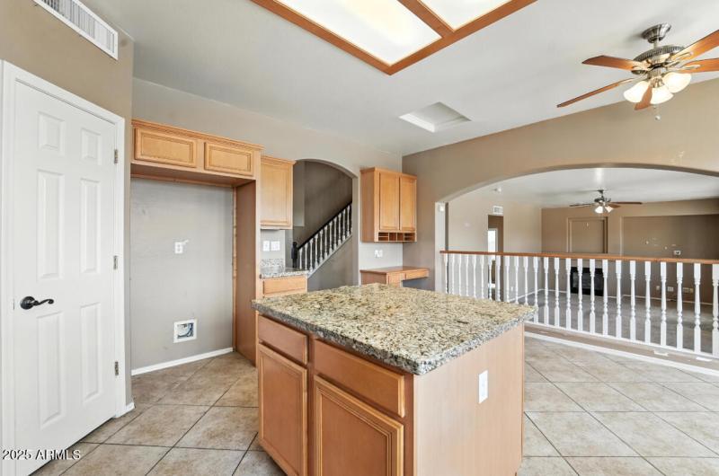 16916 W Northampton Rd-17