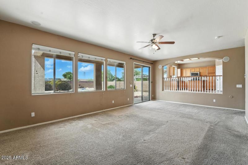 16916 W Northampton Rd-21