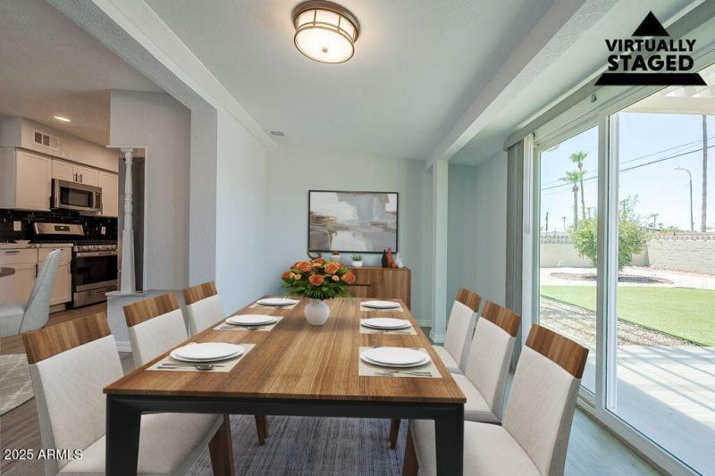 Dining Room - virtual staging