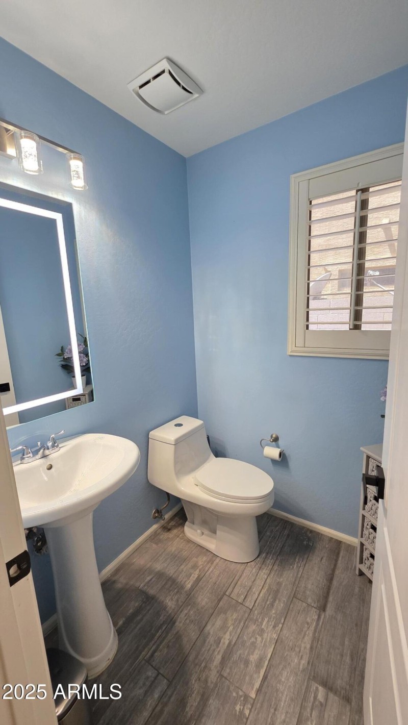Powder room