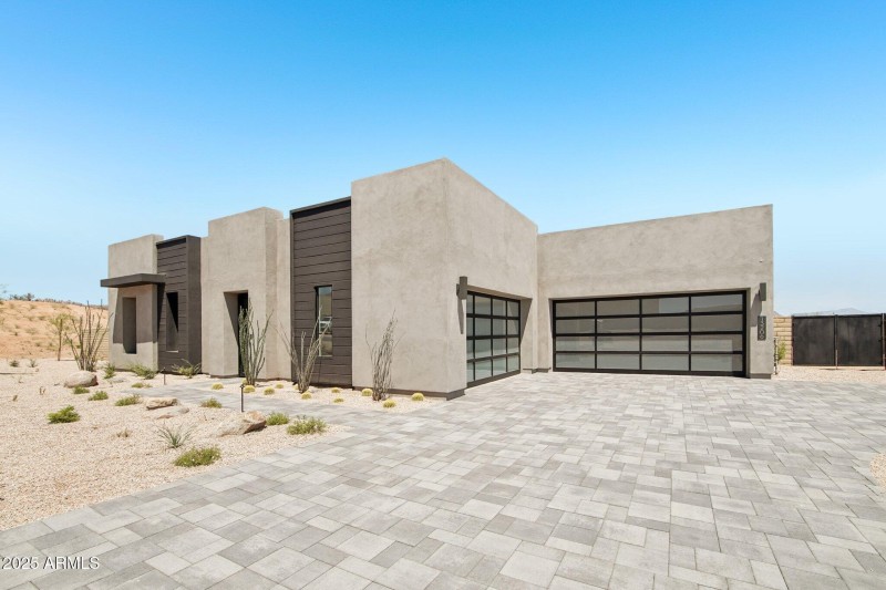 4-web-or-mls-E Buckskin Trail-S2407-002