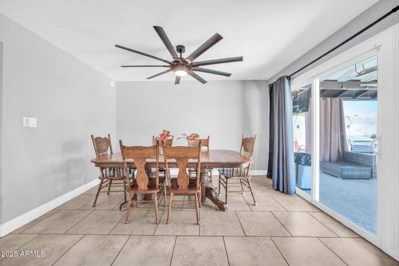 3402 W Crocus Dr-7