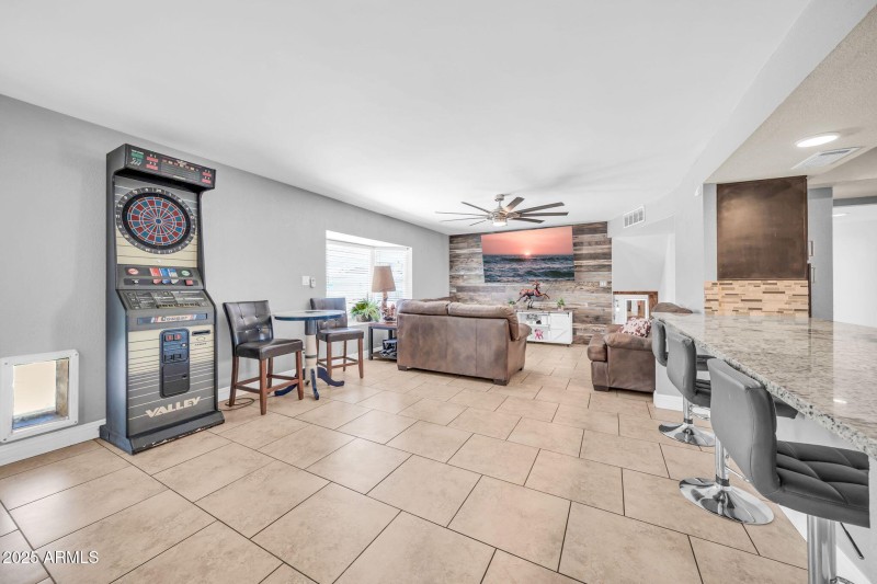 3402 W Crocus Dr-8