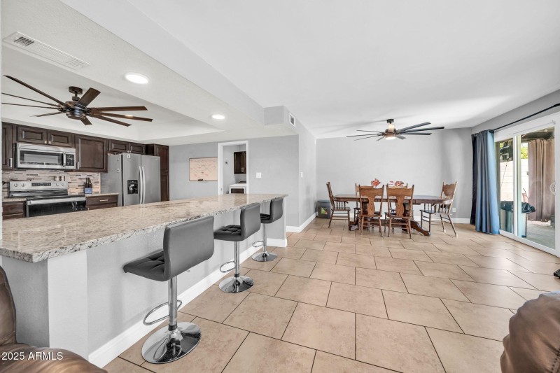 3402 W Crocus Dr-14