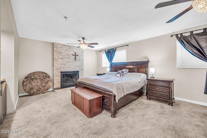 3402 W Crocus Dr-18