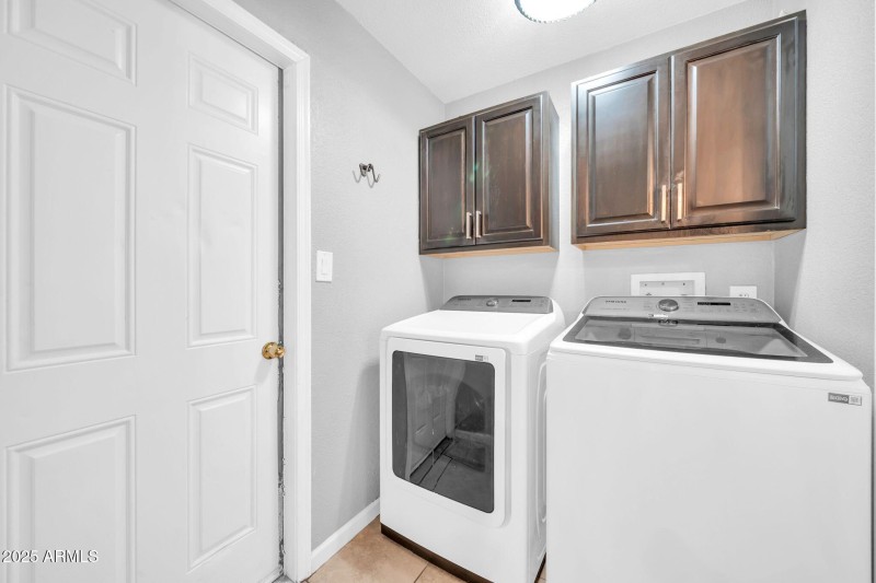 3402 W Crocus Dr-24