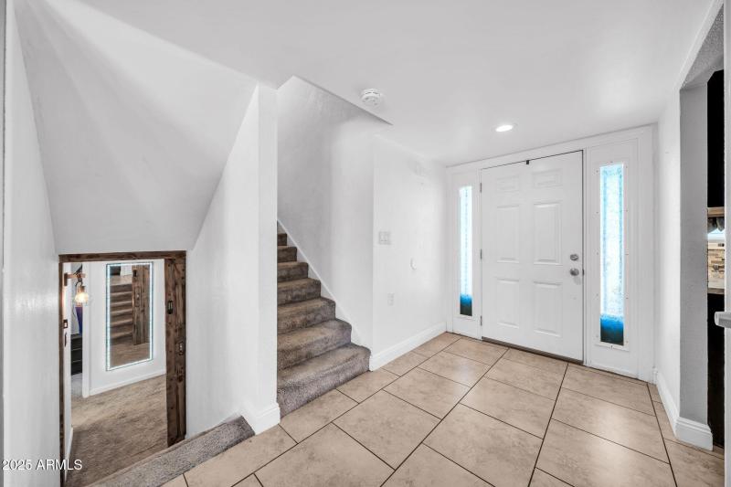 3402 W Crocus Dr-25