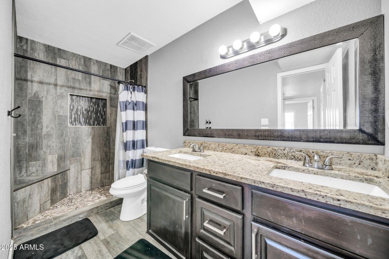 3402 W Crocus Dr-27