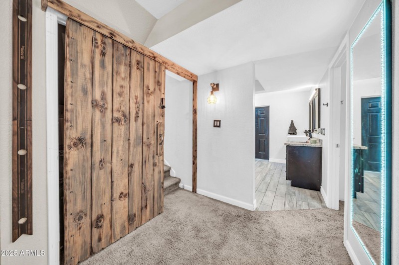 3402 W Crocus Dr-28