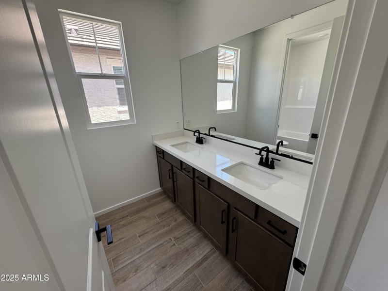 2nd bathroom