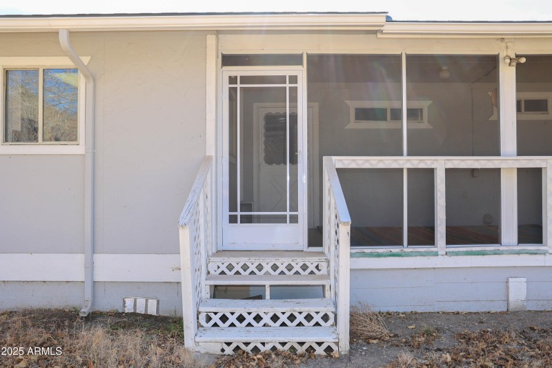 Screened in Porch