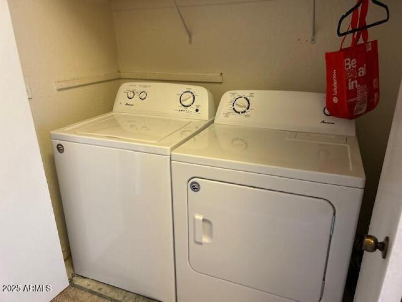 Washer/Dryer Upstairs