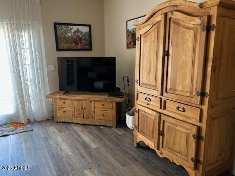Living Room 4