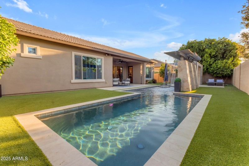 Amazing Pool
