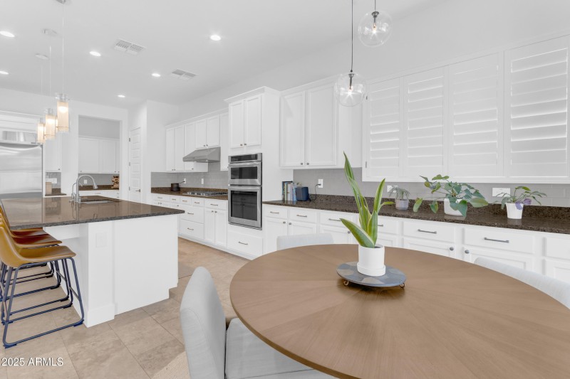 Incredible Kitchen