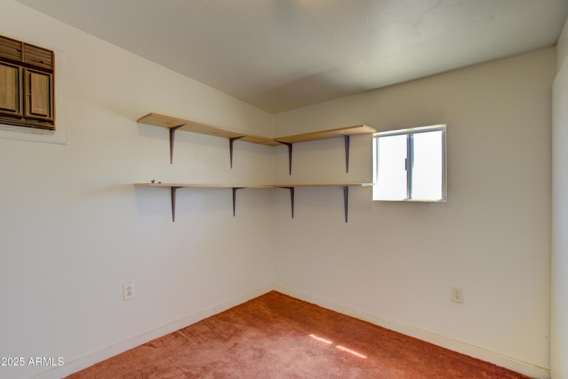 room off of the den