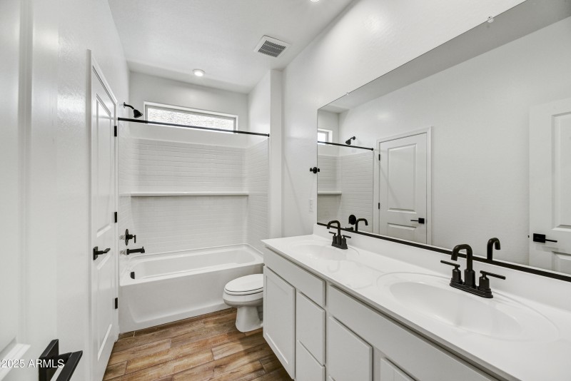 03-Bathroom