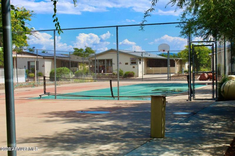 Community Tennis